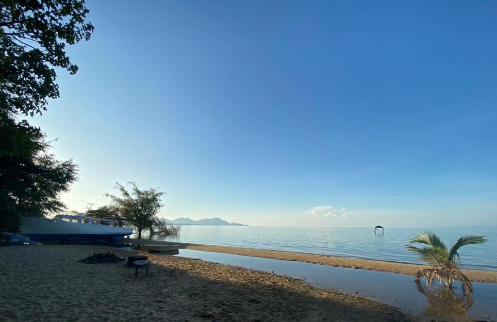 Norman Carr Cottage Monkey Bay Ngoại thất bức ảnh