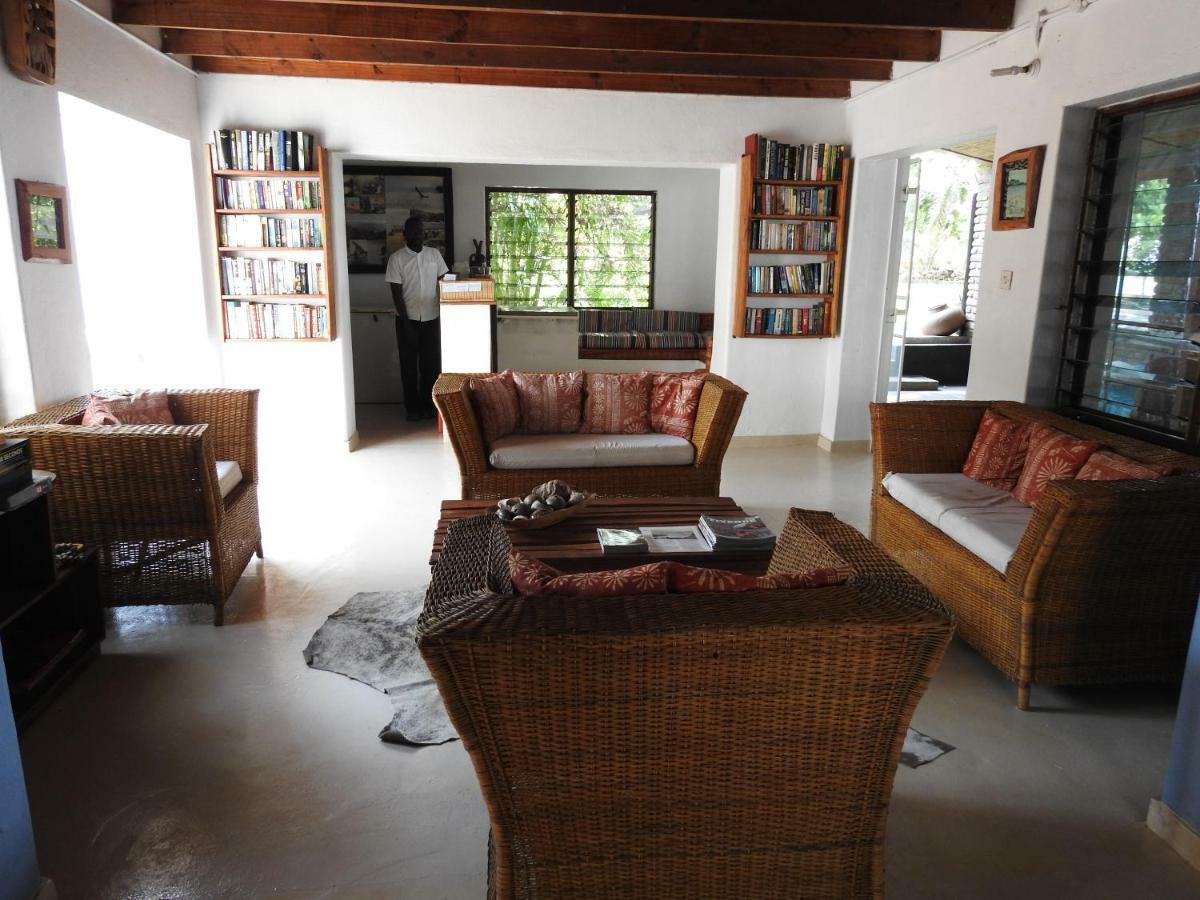 Norman Carr Cottage Monkey Bay Ngoại thất bức ảnh